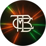 Emblema do Centro de Treinamento Mestre Bento: monograma CTMB em disco escuro